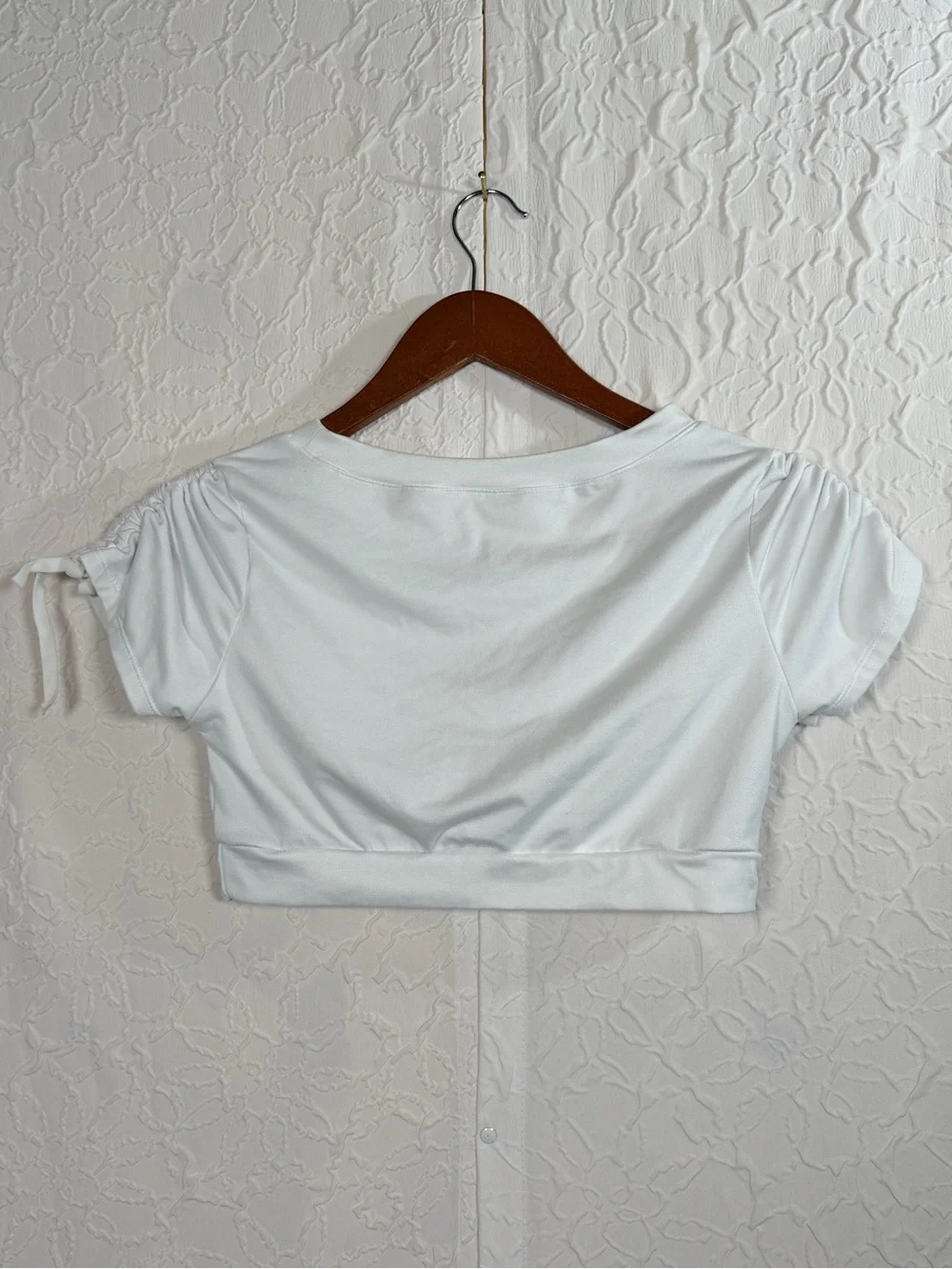 Mono B White Cropped Tie Sleeve Athletic Workout Top Sz L - Picture 6 of 10